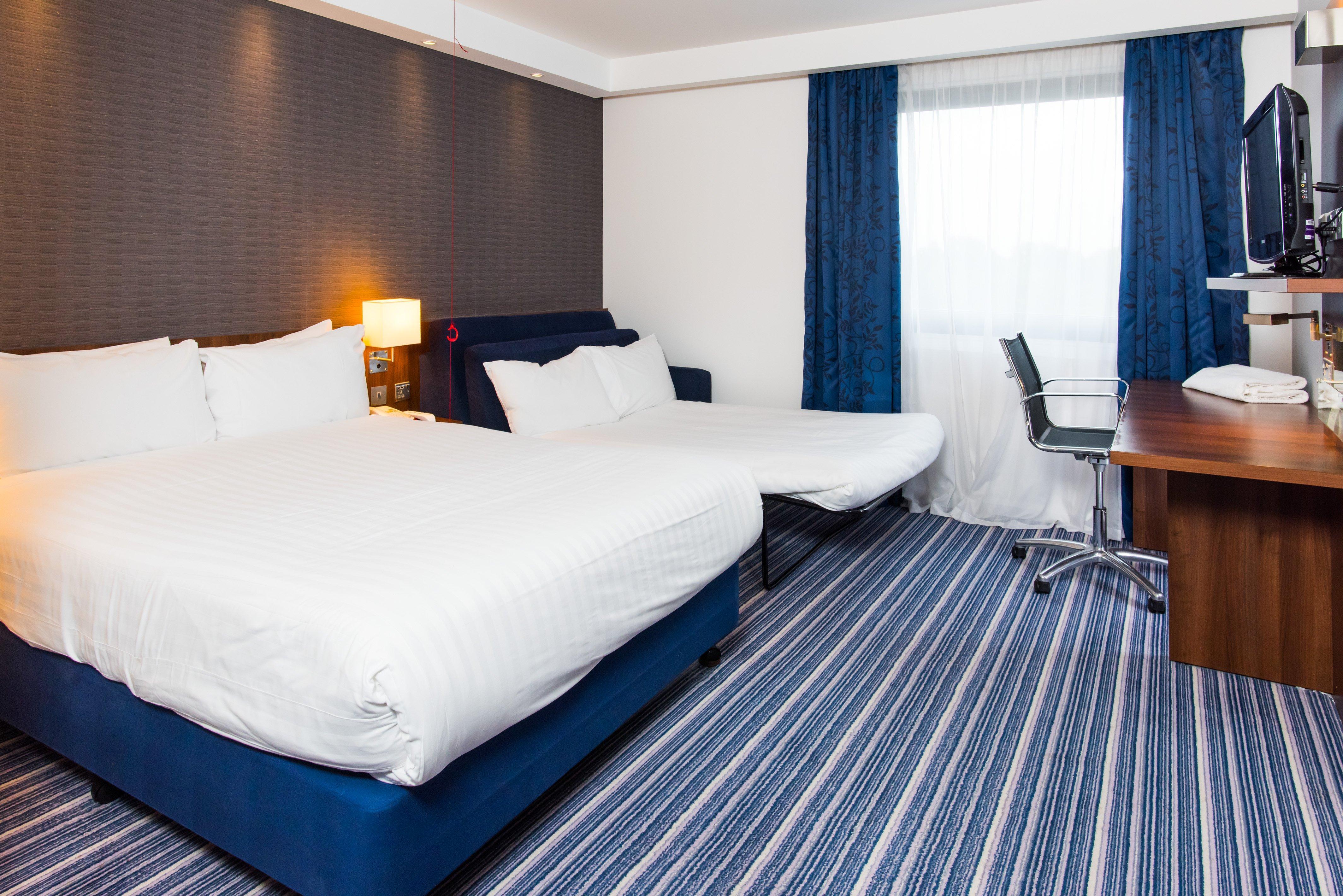 Holiday Inn Express Tamworth By Ihg Exterior foto
