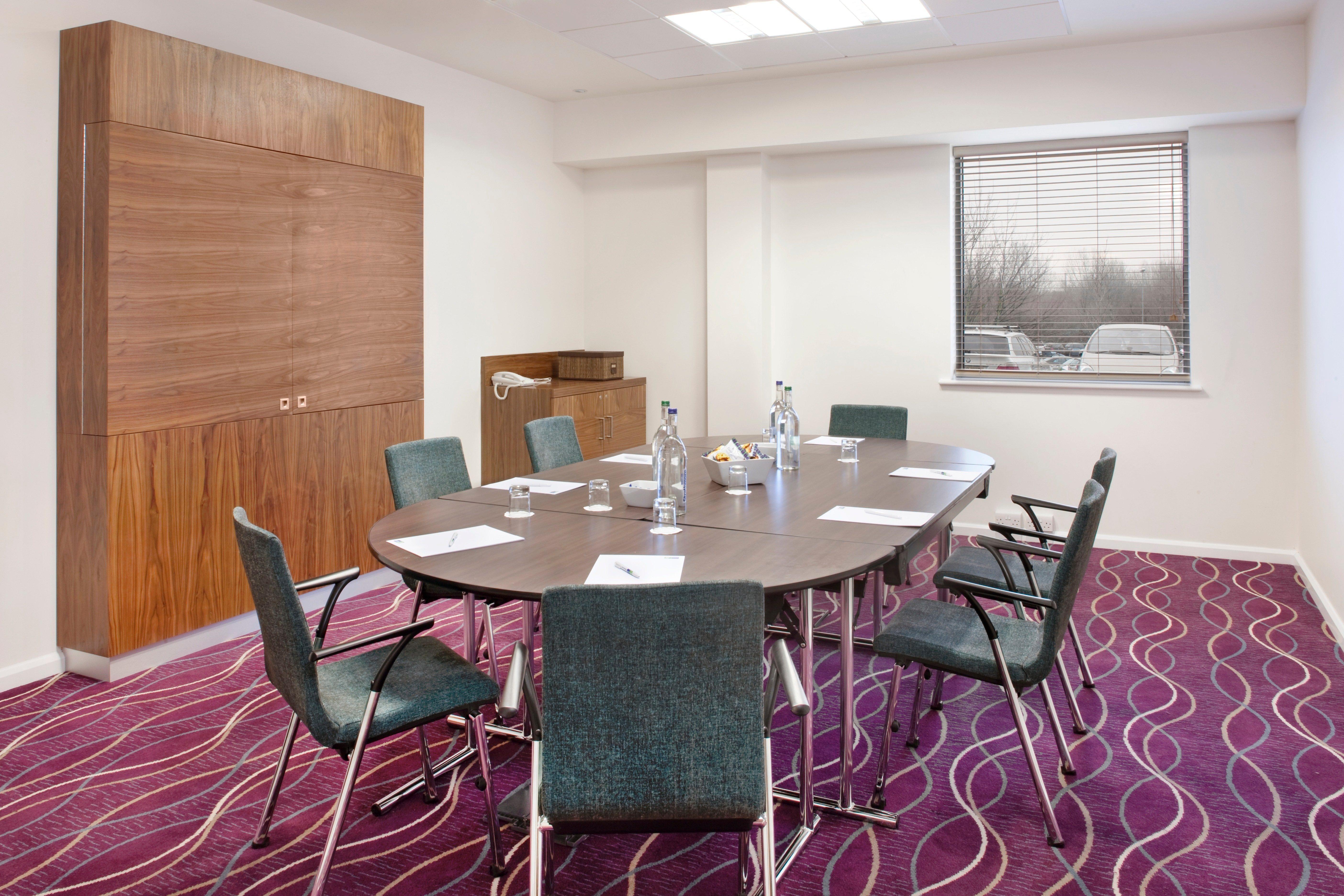Holiday Inn Express Tamworth By Ihg Exterior foto