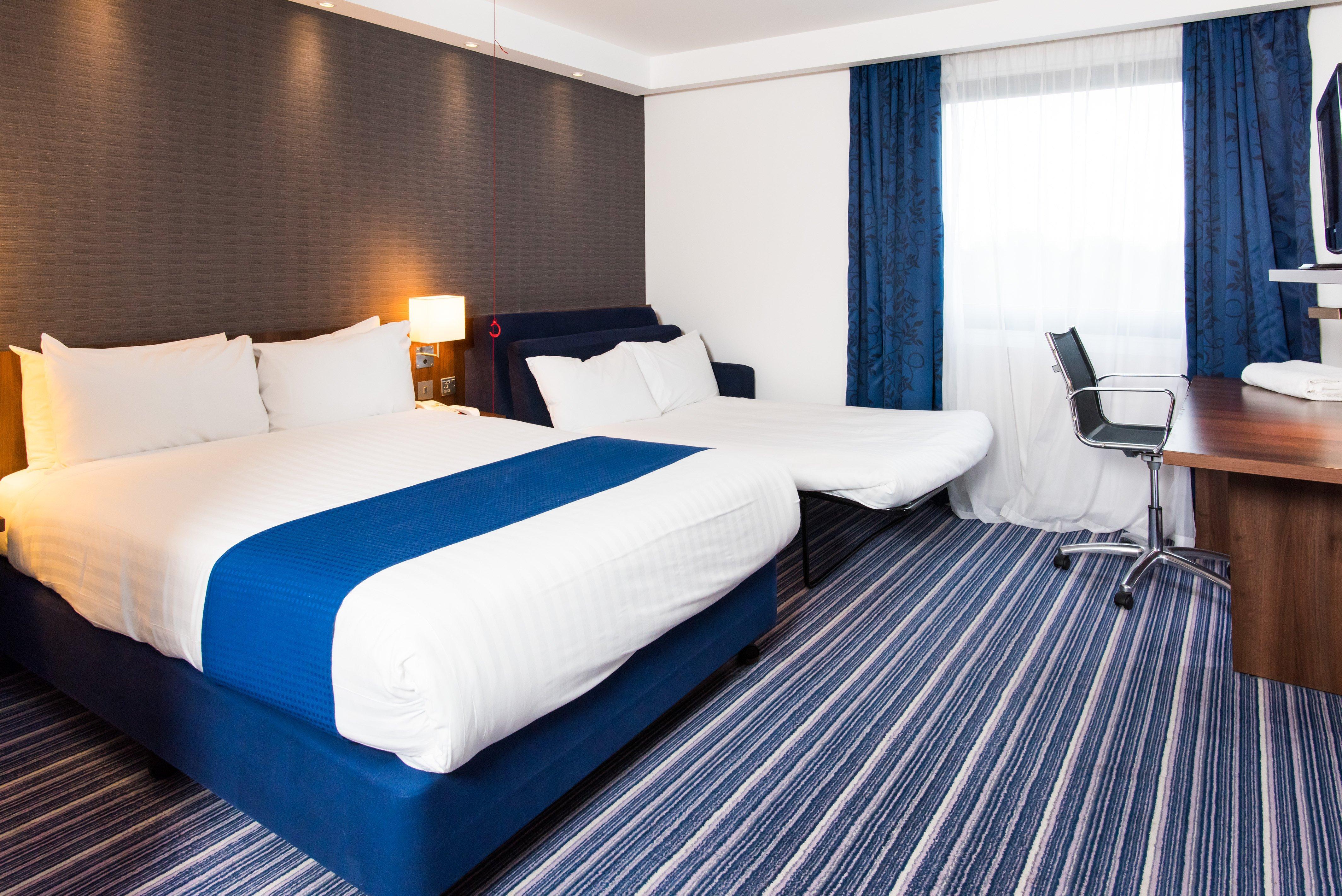 Holiday Inn Express Tamworth By Ihg Exterior foto