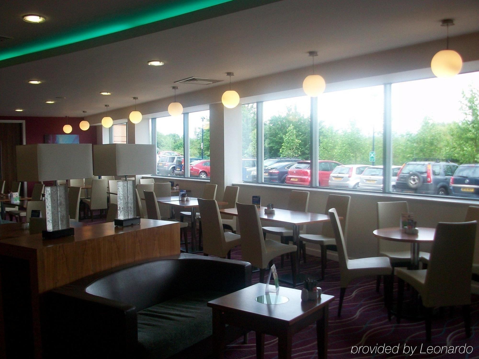 Holiday Inn Express Tamworth By Ihg Restaurant foto